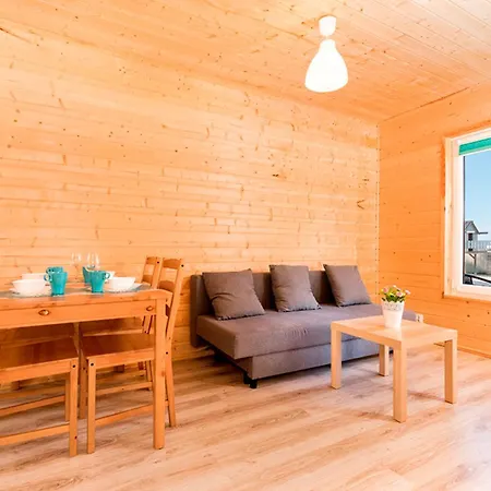 Dom wakacyjny Dhh Przystan Nr 3 *